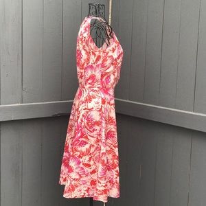 Ann Taylor Dresses - Ann Taylor Cotton Floral Ann Taylor Dresses - Ann Taylor Cotton Floral